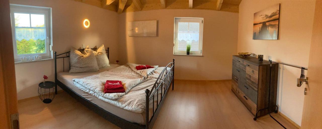 Villa Toskana Wohnung 1 Wackersdorf Bagian luar foto