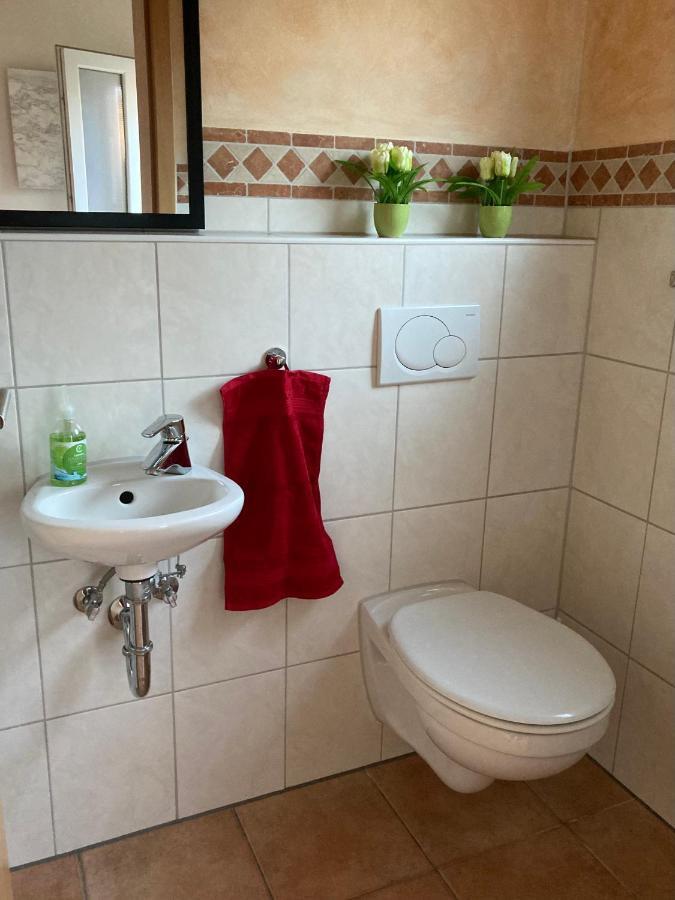 Villa Toskana Wohnung 1 Wackersdorf Bagian luar foto